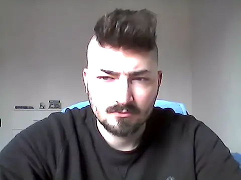 Hkl95555 online show from 11-16-25, 01:27