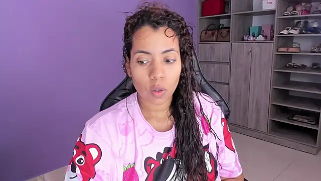 Snapshot of boomsar01 chatting on 11-07-25, 03:00 boomsar01 online show from 11-07-25, 03:00