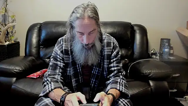 mindphu k online show from 12-20-25, 08:44