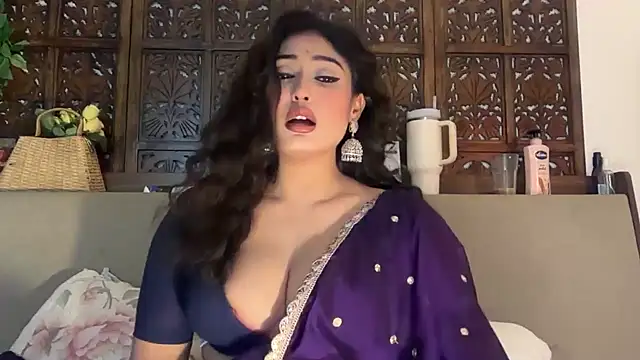 Snapshot of GoddessAnna chatting on 05-16-26, 06:07 GoddessAnna online show from 05-16-26, 06:07