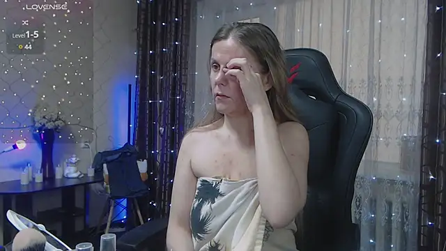 JessieOMays online show from 01-18-25, 07:49