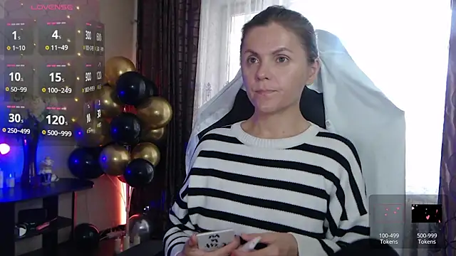 JessieOMays online show from 09-12-25, 03:39