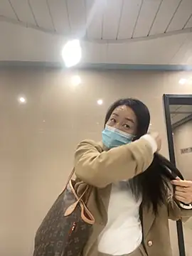 fanfan-FF online show from 11-25-25, 09:53