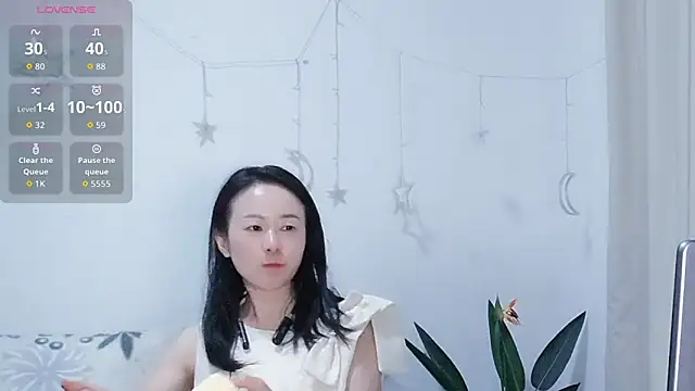 fanfan-FF online show from 09-21-25, 10:20