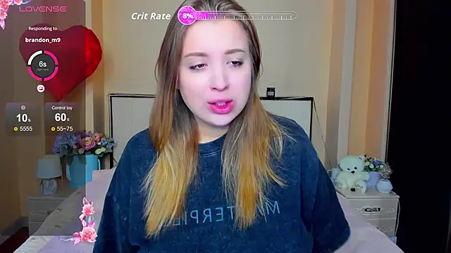 Snapshot of AlexissM chatting on 10-02-25, 04:38 AlexissM online show from 10-02-25, 04:38