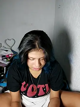 azulzulix online show from 11-30-25, 03:29