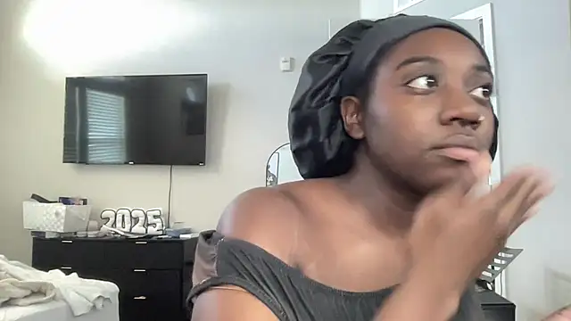 AveryJ99 online show from 04-12-26, 09:07