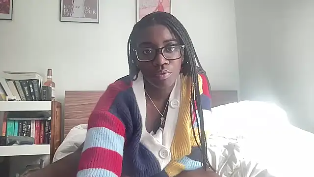 AveryJ99 online show from 12-18-24, 03:33