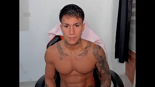 pettergrey1 online show from 10-15-25, 11:46