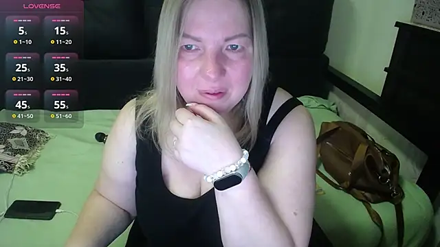 Snapshot of MARGARET_gem chatting on 05-28-26, 04:53 MARGARET gem online show from 05-28-26, 04:53