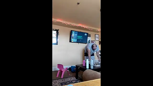 Snapshot of Lexxstacy chatting on 12-19-25, 05:59 Lexxstacy online show from 12-19-25, 05:59