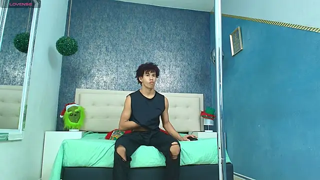 Erick Zhimerman online show from 11-30-25, 03:40