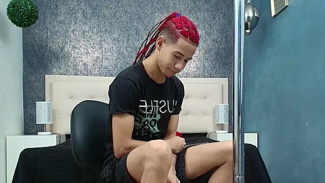 Erick Zhimerman online show from 12-20-25, 04:48