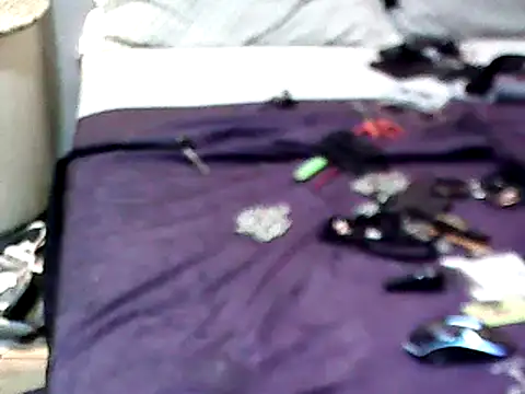 Snapshot of FETICHE47 chatting on 12-04-24, 11:24 FETICHE47 online show from 12-04-24, 11:24