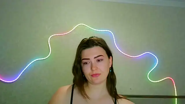 Snapshot of SeductiveTati chatting on 08-02-26, 03:20 SeductiveTati online show from 08-02-26, 03:20
