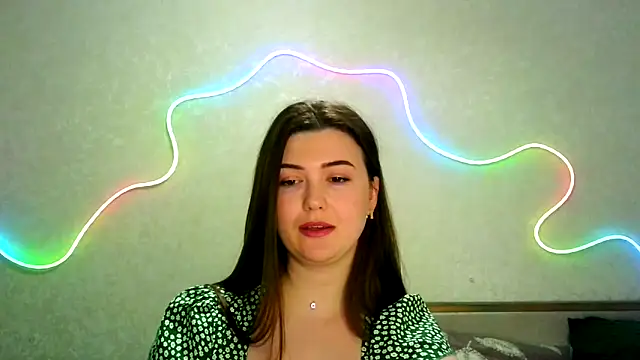 Snapshot of SeductiveTati chatting on 04-11-26, 09:51 SeductiveTati online show from 04-11-26, 09:51