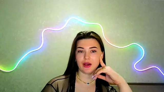 Snapshot of SeductiveTati chatting on 03-23-26, 11:37 SeductiveTati online show from 03-23-26, 11:37