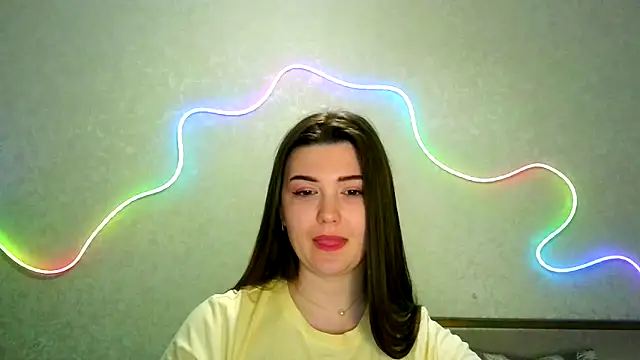 Snapshot of SeductiveTati chatting on 03-25-26, 12:22 SeductiveTati online show from 03-25-26, 12:22