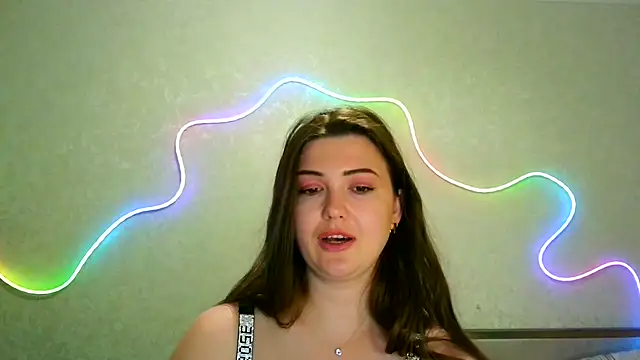 Snapshot of SeductiveTati chatting on 06-25-26, 09:53 SeductiveTati online show from 06-25-26, 09:53