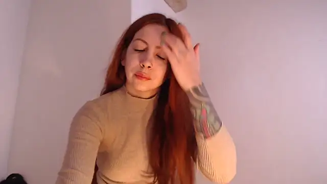 Snapshot of EffyScarlet chatting on 10-07-25, 06:53 EffyScarlet online show from 10-07-25, 06:53