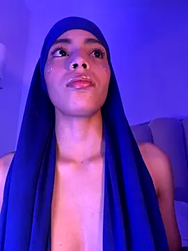 Snapshot of jhalila chatting on 11-02-25, 11:32 jhalila online show from 11-02-25, 11:32