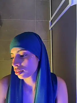 Snapshot of jhalila chatting on 09-13-25, 02:00 jhalila online show from 09-13-25, 02:00