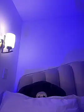 Snapshot of jhalila chatting on 11-09-25, 09:52 jhalila online show from 11-09-25, 09:52