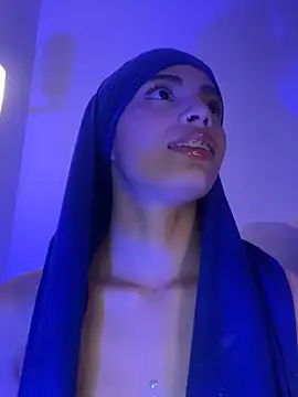 Snapshot of jhalila chatting on 10-22-25, 11:58 jhalila online show from 10-22-25, 11:58