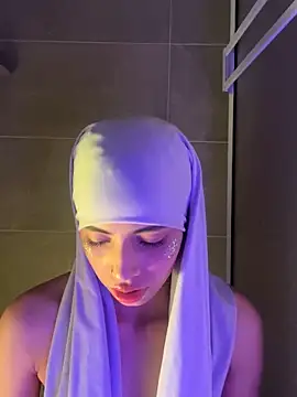 Snapshot of jhalila chatting on 09-28-25, 02:18 jhalila online show from 09-28-25, 02:18