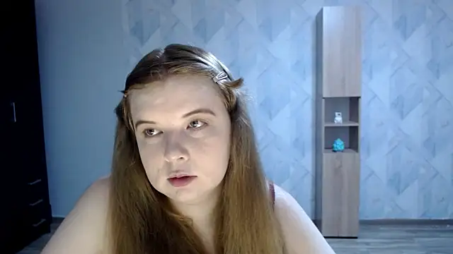 Snapshot of Melina_Hot9 chatting on 09-20-25, 03:11 Melina Hot9 online show from 09-20-25, 03:11