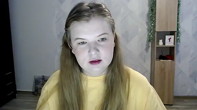 Snapshot of Melina_Hot9 chatting on 12-16-25, 05:22 Melina Hot9 online show from 12-16-25, 05:22