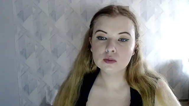 Snapshot of Melina_Hot9 chatting on 05-18-26, 04:01 Melina Hot9 online show from 05-18-26, 04:01