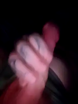 Snapshot of B1GBoyUk chatting on 12-18-25, 01:44 B1GBoyUk online show from 12-18-25, 01:44