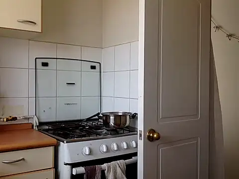 bmbncit0 online show from 04-02-26, 06:47