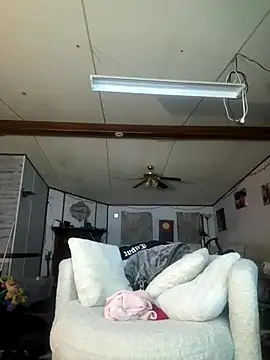 dcockell online show from 12-15-25, 06:08