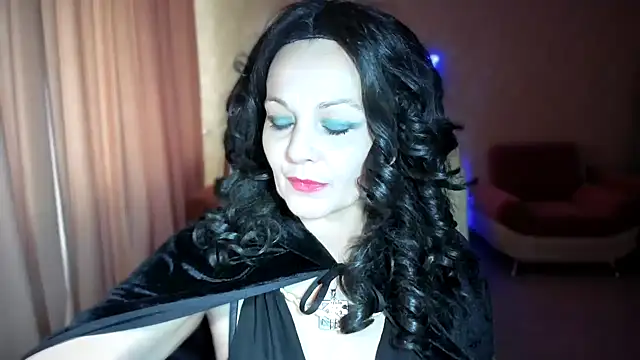 WitchBlueRose online show from 10-11-25, 12:17