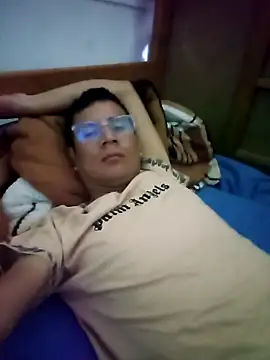 PequeArely online show from 12-22-24, 08:27