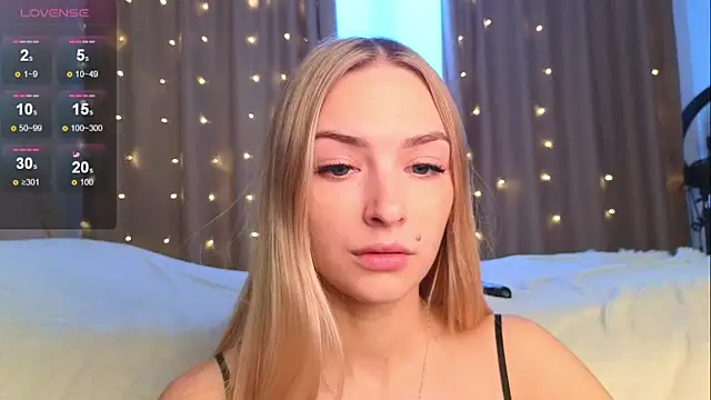 Snapshot of Soft_Eva chatting on 01-11-25, 12:50 Soft Eva online show from 01-11-25, 12:50