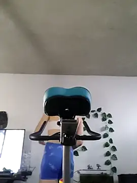 jesicardiente27 online show from 12-20-25, 02:31