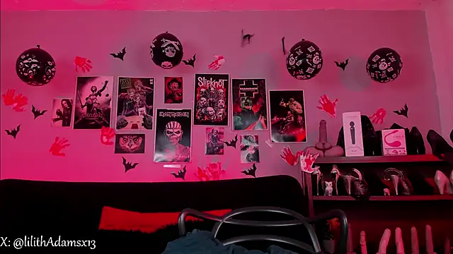 lilith-deveraux online show from 11-26-25, 04:07