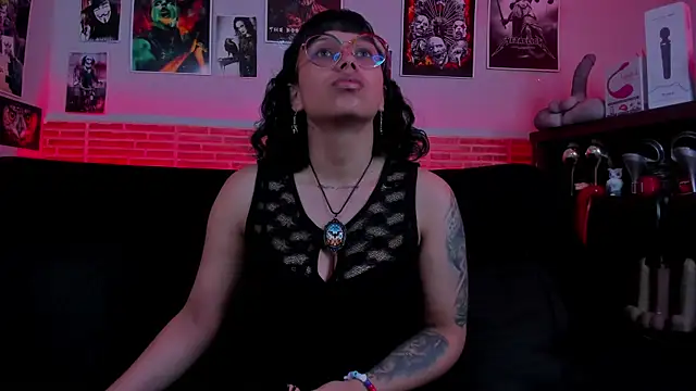 Snapshot of lilith-deveraux chatting on 09-17-25, 02:41 lilith-deveraux online show from 09-17-25, 02:41