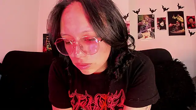 lilith-deveraux online show from 06-12-26, 04:27