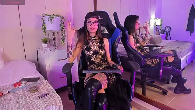 dayanne07 online show from 11-26-25, 10:32