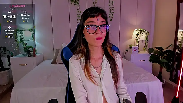 dayanne07 online show from 01-08-26, 08:42