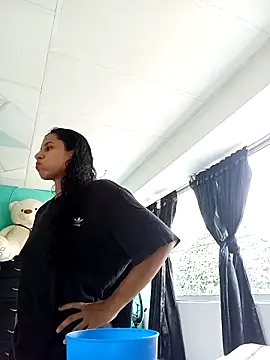 Snapshot of Karii-R chatting on 03-04-26, 03:09 Karii-R online show from 03-04-26, 03:09