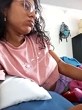 Karii-R online show from 11-10-25, 01:16