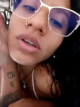 Karii-R online show from 11-26-25, 12:27