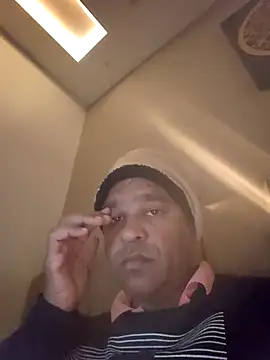 nupa230780 online show from 11-17-25, 05:39