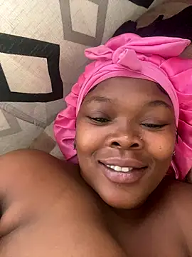 Thickqueenxxx online show from 11-08-25, 08:51