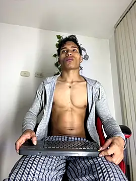 darkviper26 online show from 11-17-25, 03:43